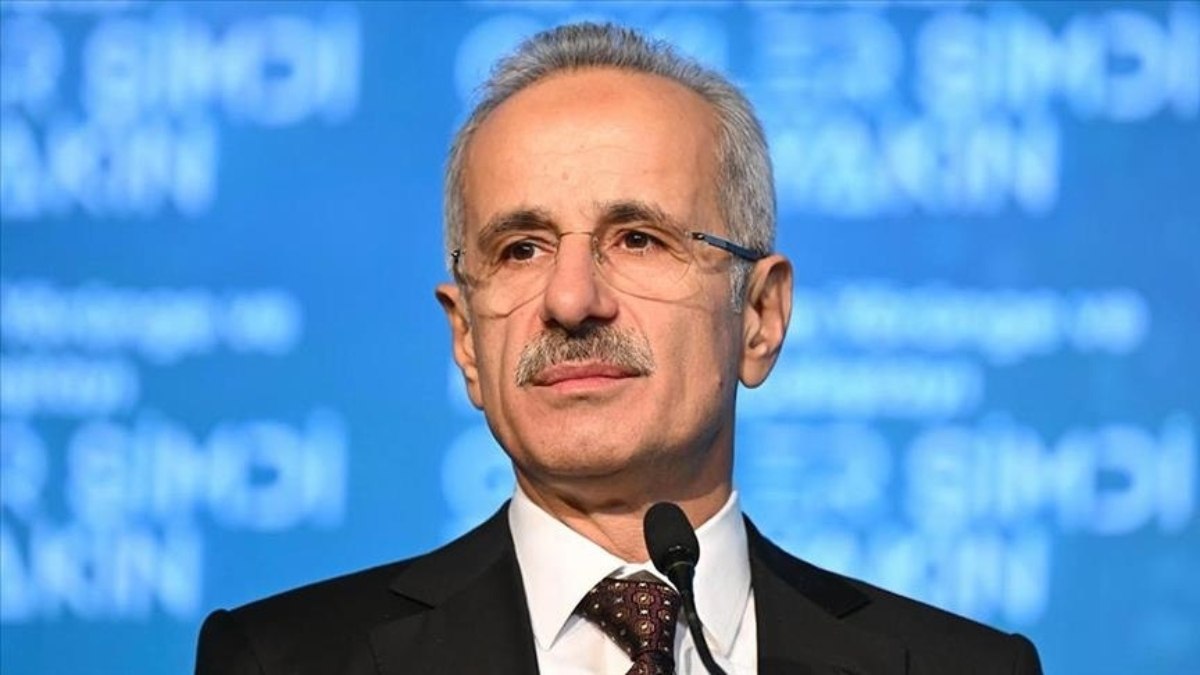 Abdulkadir Uraloğlu: 11 aylık dönemde 214 milyon 661 bin 965 yolcu havalimanlarımızı kullandı